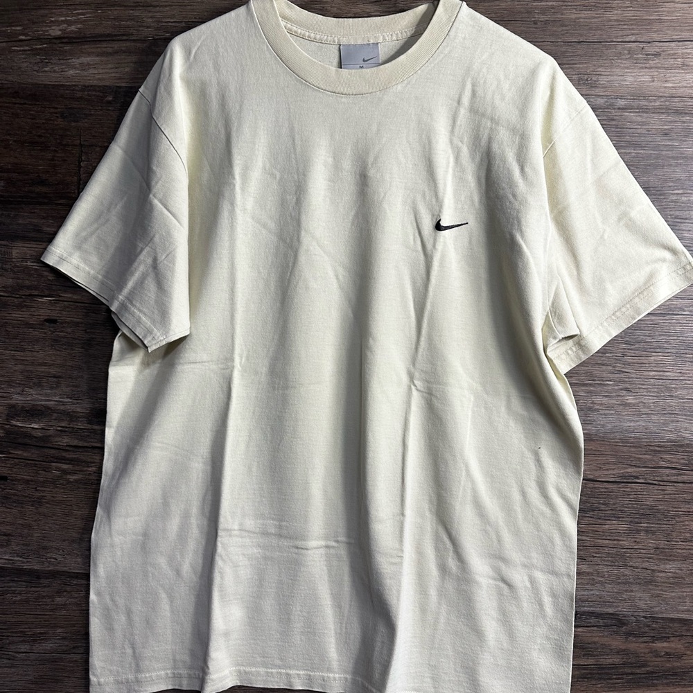 Nike Men's Off-White Short Sleeve Tee